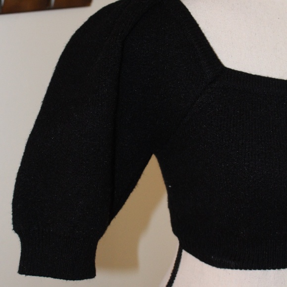 Urban Outfitters,Y2k Bernadette puff sleeve cropped sweater - Picture 4 of 12